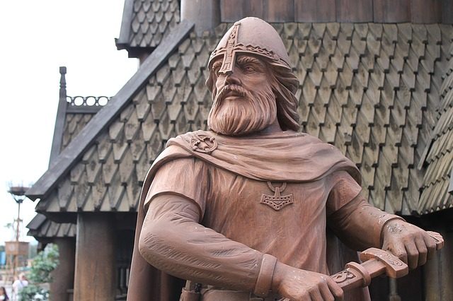 A vikingek szakrális-mágikus kardokat akartak kovácsolni, így fedezték fel az acélt, egy hátborzongató eljárással